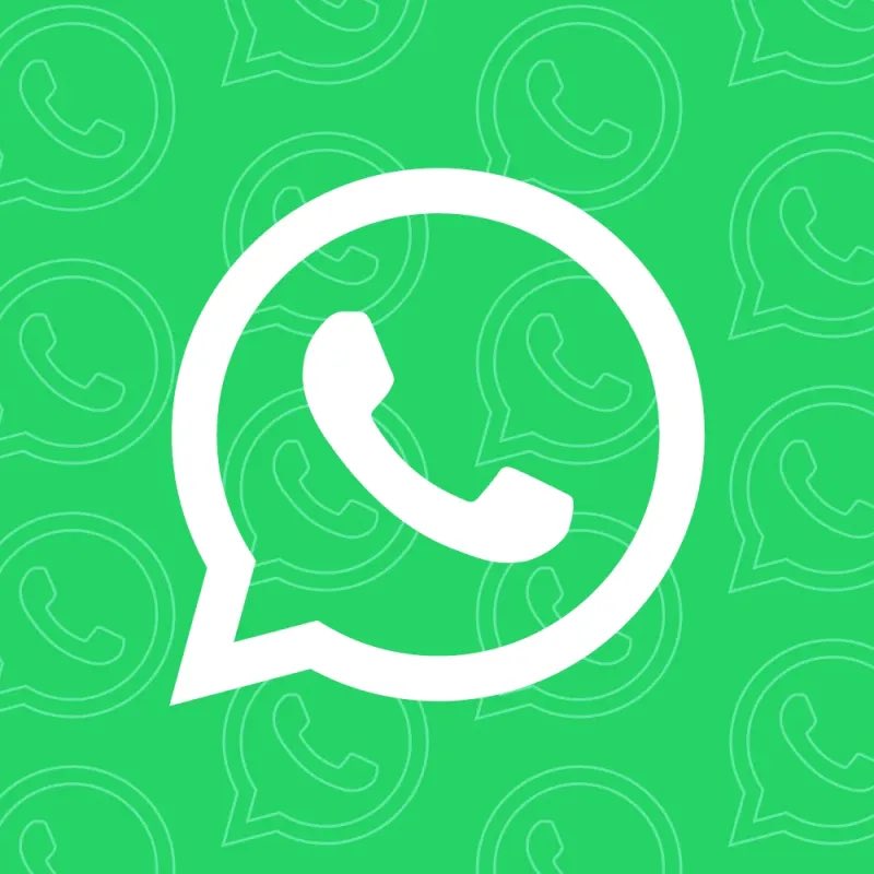 trash_italiano's tweet photo. WhatsApp ha rimosso le scritte “Sta scrivendo” e “Sta registrando un audio”: ora nelle chat vedremo i tre puntini o il simbolo del microfono. https://t.co/xLQvcGTfQ9