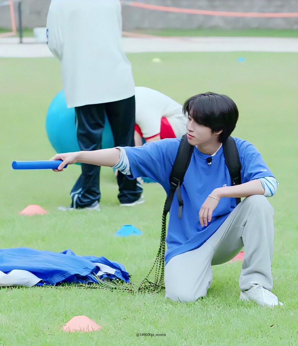 ArulChikal63065's tweet photo. SKZ CODE] EP.60 (Fall Field Day) HANJISUNG 💙🐿️ [2/3]

#StrayKids #한지성 #한 #HAN #Hanjisung #SKZCODE_EP60 #FallFieldDay https://t.co/yplR7rIlC7