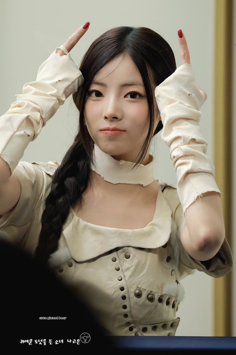 241101 나고은 

#퍼플키스 #나고은 #고은
#PURPLE_KISS #GOEUN
