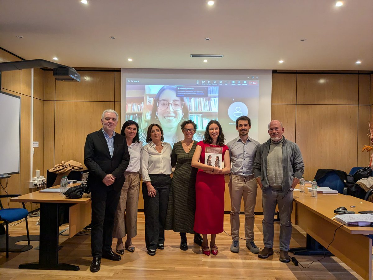 Habemus new Dra! Enhorabuena <a href="/JuliaAlma4/">Julia Muñoz Guarinos</a> del <a href="/LaboratorioEH/">laboratorio EH</a> y sus directores <a href="/antrobiolubu1/">Rebeca García</a> y #josemiguelcarretero de la <a href="/UBUEstudiantes/">Universidad Burgos</a>