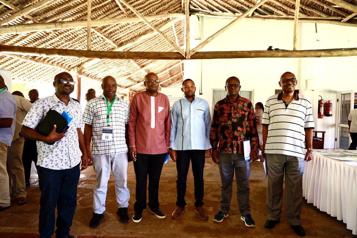 IQSK_Official's tweet image. Strong partnerships in action! The Association of Consulting Engineers of Kenya @ACEK1968 and the Institute of Quantity Surveyors of Kenya coming together at the 2024 IQSK Annual Summit to drive excellence in the construction industry. #ACEK #IQSK #PartnershipGoals"