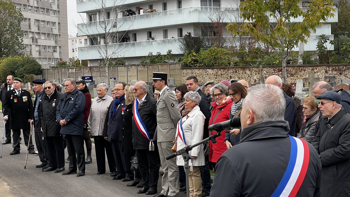 Yves Révillon tweet media