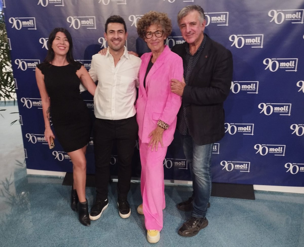 Editorial Moll tweet media