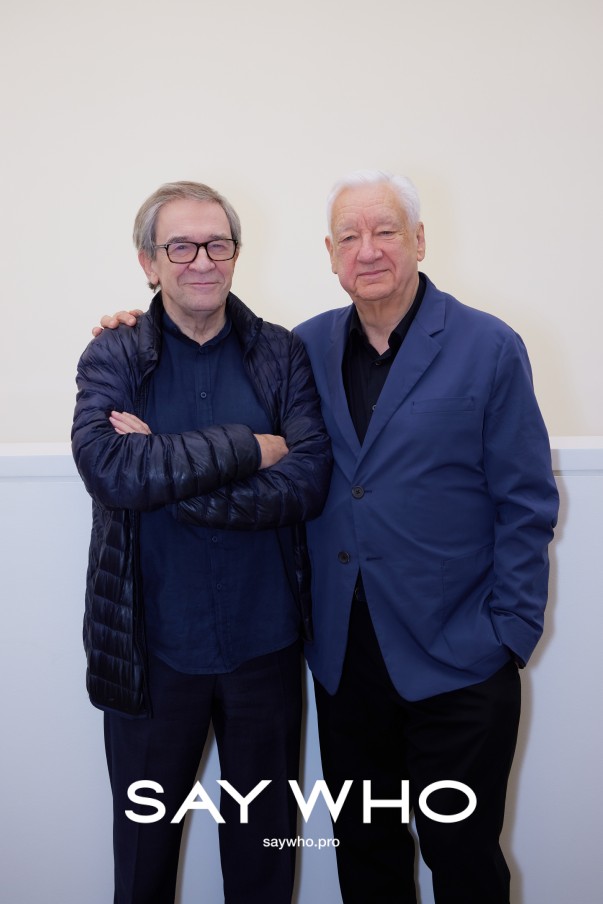 CristeaRoberts's tweet image. Thank you to #SayWho for capturing our opening reception for '#MichaelCraigMartin: An Anthology, Prints and Multipes 1996 - 2024.'
The exhibition runs until 23 November 2024.
Photo: Josh Showell
saywho.co.uk/events/michael…
