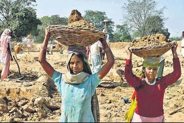 Dharmapuran's tweet image. मनरेगा अंतिम विकल्प नहीं बन सकी 

#MNREGA  #couldnot  #become #lastoption #mnrega #mnregascheme #RuralDevelopment

shorturl.at/gwbUm