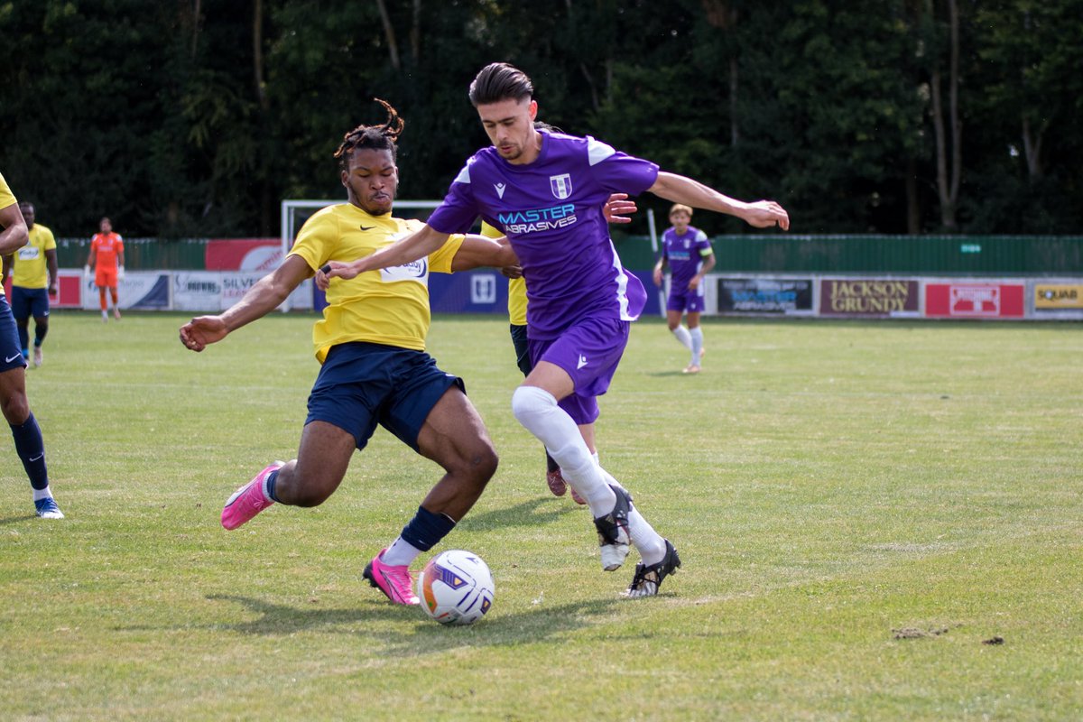Dan Lowson (@dgl_pictures) on Twitter photo First return match of the season for <a href="/DaventryTownFC/">Daventry Town FC</a> this weekend with the short trip up the A5 to visit <a href="/GNG_Oadby/">GNG Oadby Town FC</a> in the <a href="/utdcos/">UCL</a> 2pm KO. Their first meeting earlier in the season resulted in a 6 goal thriller ending 3:3
πΈ Recap: danlowsonphotography.zenfoliosite.com/zg/daventry-toβ¦ First return match of the season for <a href="/DaventryTownFC/">Daventry Town FC</a> this weekend with the short trip up the A5 to visit <a href="/GNG_Oadby/">GNG Oadby Town FC</a> in the <a href="/utdcos/">UCL</a> 2pm KO. Their first meeting earlier in the season resulted in a 6 goal thriller ending 3:3
πΈ Recap: danlowsonphotography.zenfoliosite.com/zg/daventry-toβ¦
