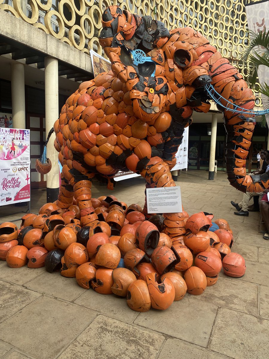 allsetstella's tweet photo. 🌍🐘 Yesterday, I stood face-to-face with an “elephant in the room” — quite literally. @regnkan latest installation is a towering 🐘 crafted from old helmets, each piece a symbol of protection turned silent witness https://t.co/C1Dj7RQROq