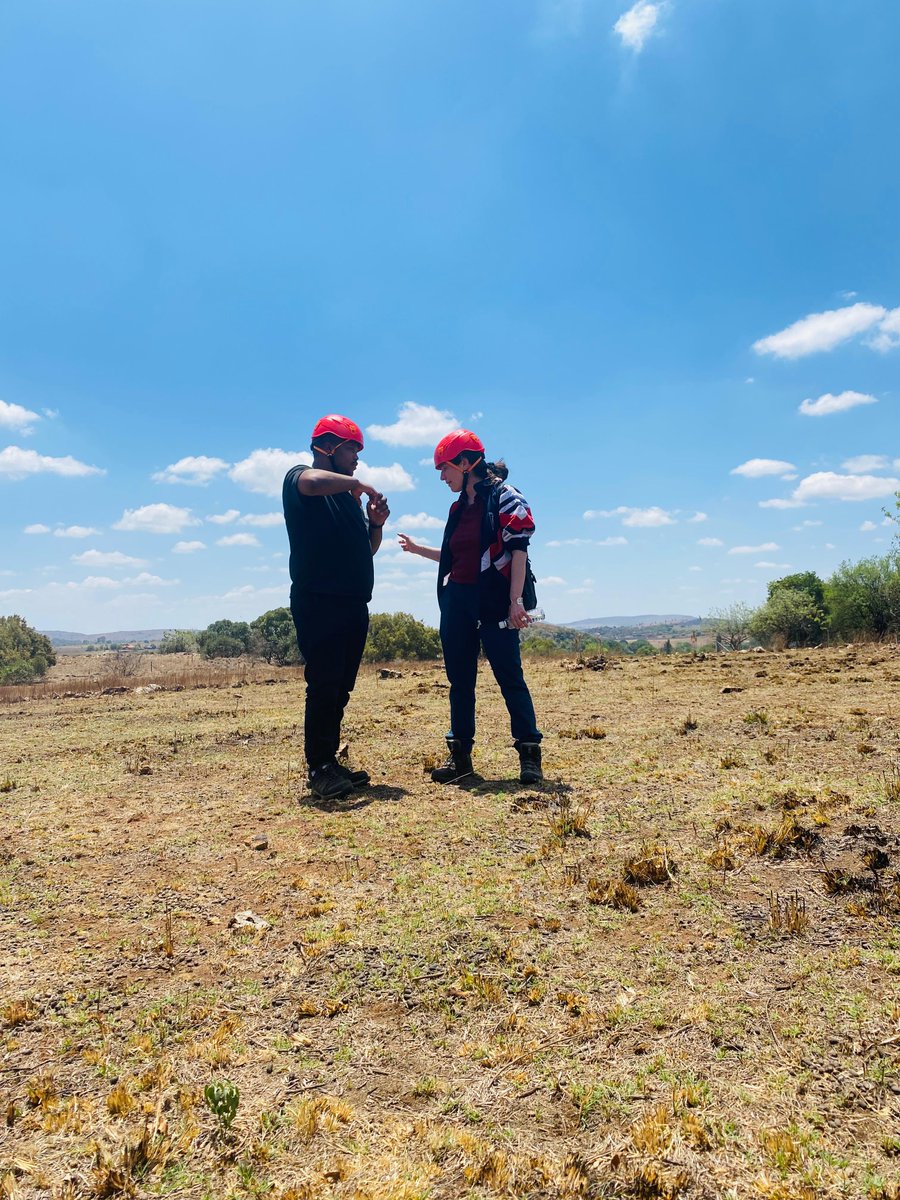 Explore_Naledi's tweet photo. Yesterday, we welcomed Paloma de la Peña and her team to the Cradle of Humankind! Great to reconnect with familiar faces from Rising Star and share this incredible place. Thanks for a memorable day! #CradleOfHumankind https://t.co/LEjBedNaY1