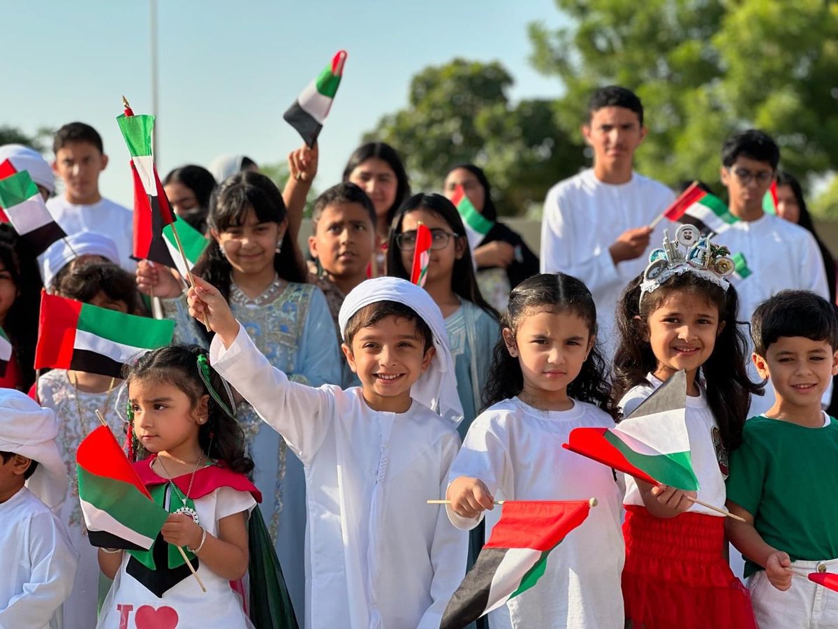 Deira Int. School tweet media