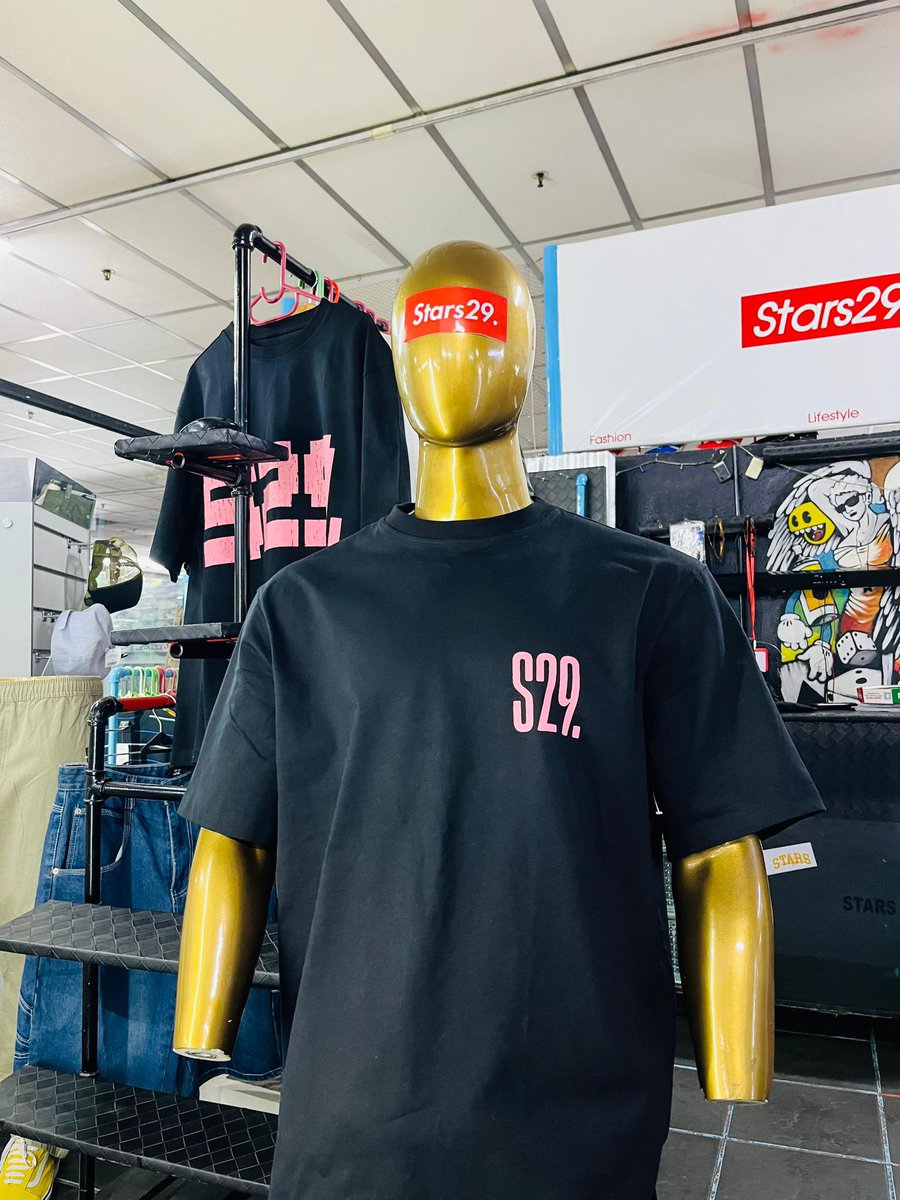 JGarnetZW's tweet photo. CULTURE IS THE NEW LUXURY 🔥🤘. Shouts @TinoMufud #Stars29 https://t.co/SI5kmvLKjb