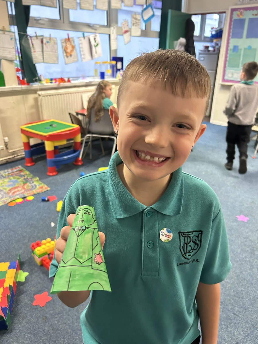 Miss Sutherland 🌟 tweet media