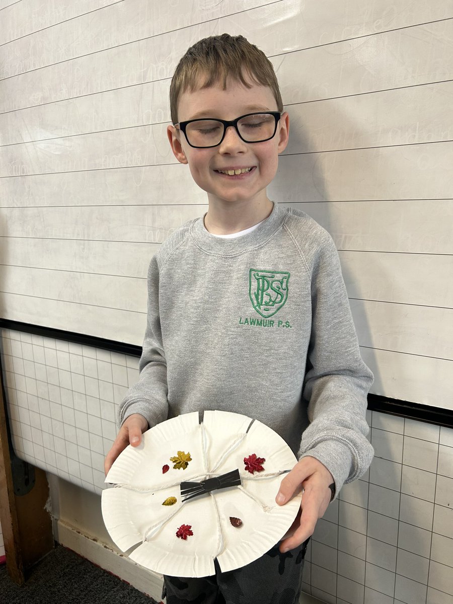 Miss Sutherland 🌟 tweet media