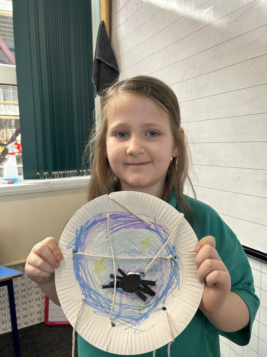 Miss Sutherland 🌟 tweet media