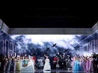 OperaClick tweet media