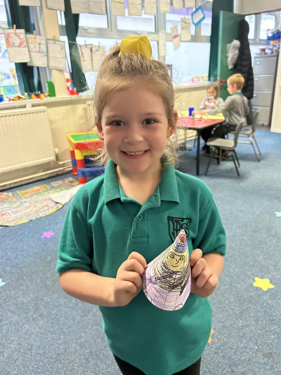 Miss Sutherland 🌟 tweet media