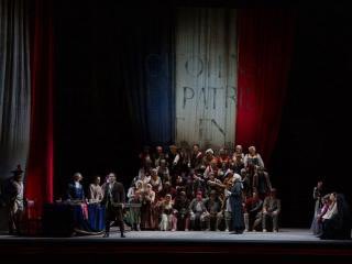 OperaClick tweet media