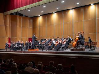 OperaClick tweet media