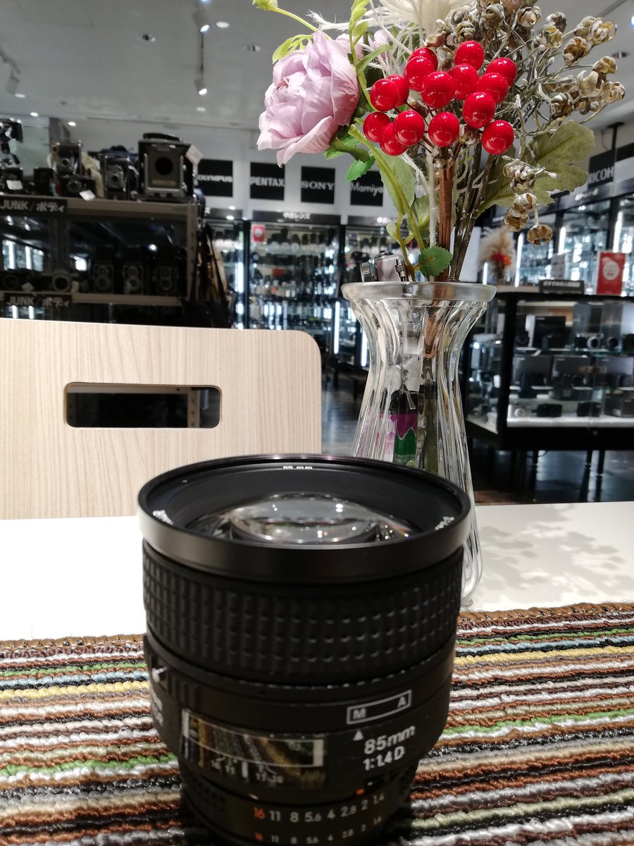 wattmann_cm_myh's tweet image. ワットマンマルイシティ横浜カメラ買取センターです

【入荷情報】

Nikon
AF NIKKOR 85mm f1.4D

大口の明るいレンズです
ポートレートに夜景に
活躍してくれますね✨️

お持ち込みありがとうございました
大切に展示させていただきます✨

#Nikon
#85mm
#横浜カメラ
