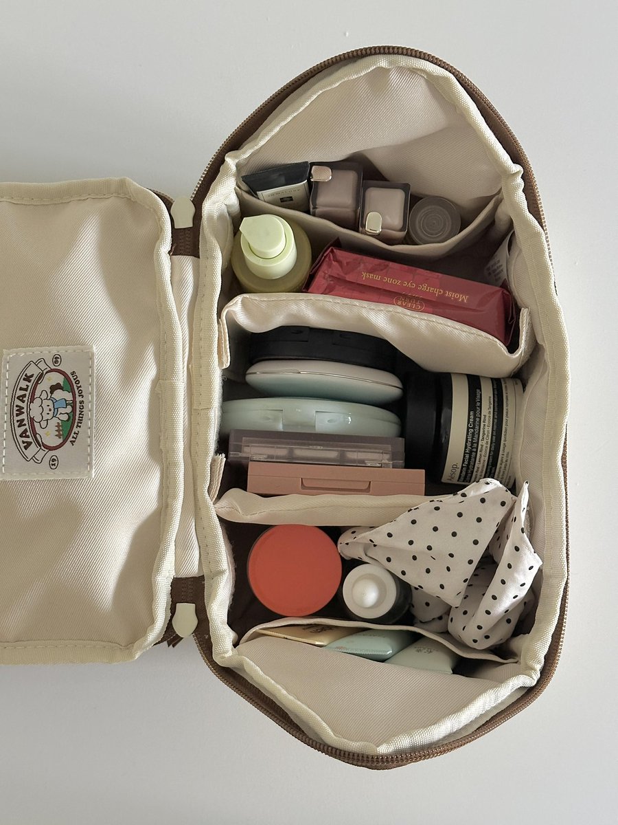 cuteee_all's tweet photo. Pudding house bag. 🏡 https://t.co/ETxiSbcCqw