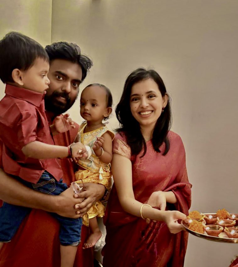 sunnykgupta's tweet photo. Happy Deepawali 🪔
From all of us, to all of you! 🫂 https://t.co/QpIEjVBBpH