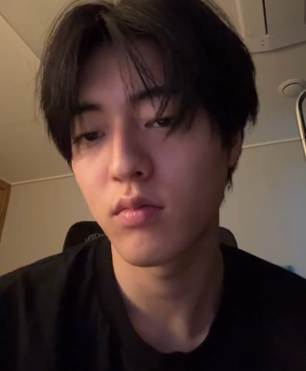 awboyy_'s tweet photo. from this                                             to this https://t.co/07jB3554bi