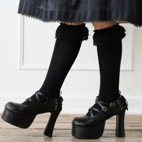 しまむら『くる実』コラボのソックスが11月2日（土）より新発売！品番