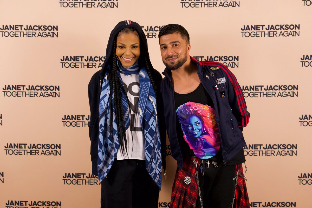 The lovely Shurin wearing the Janet Jackson portrait tee, with ACTUAL Janet Jackson !!!