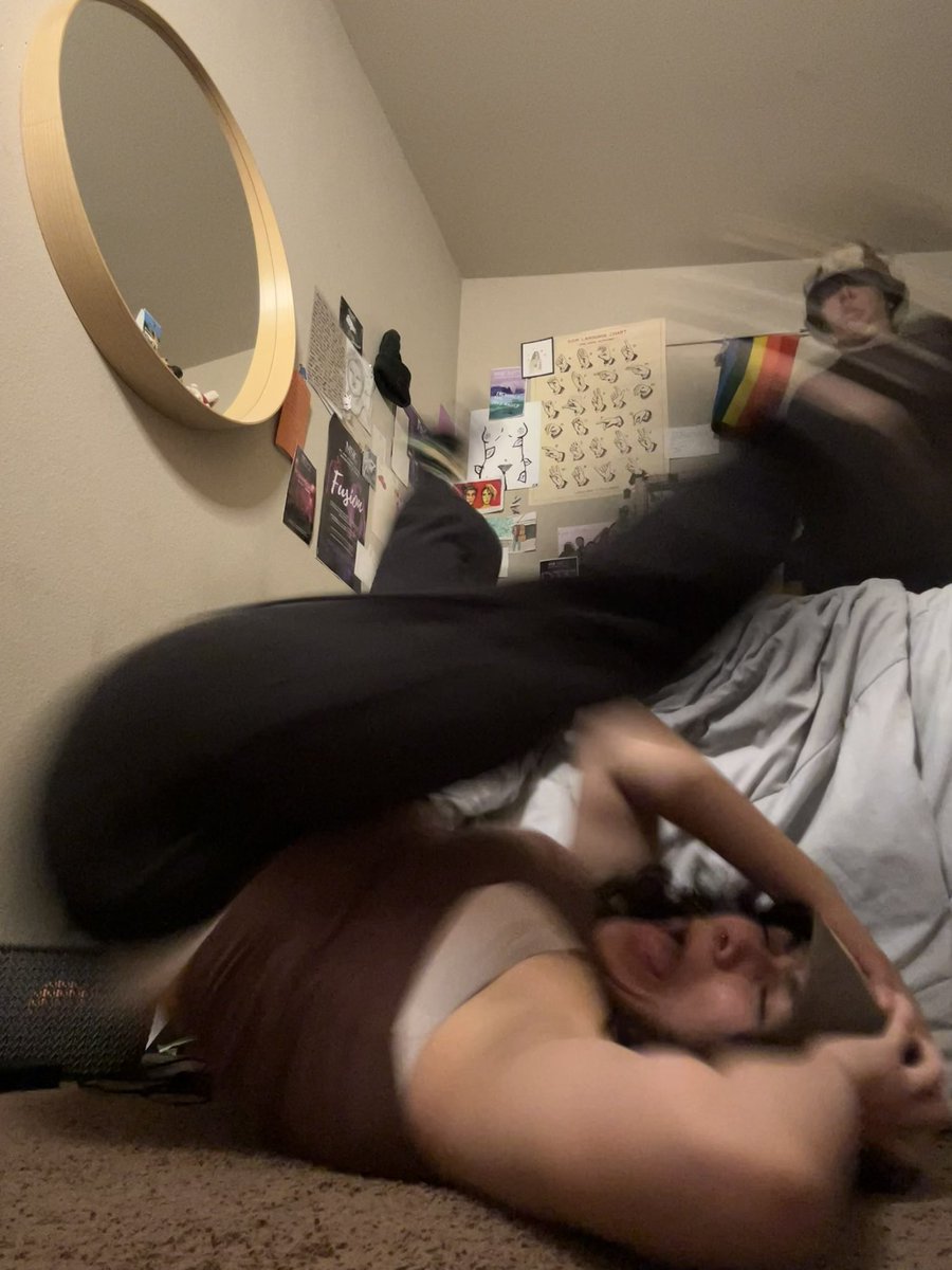JozLuv's tweet photo. I hate gay Halloween bc what do u mean you’re two little monkeys jumping on the bed https://t.co/a9xNrYrRYN