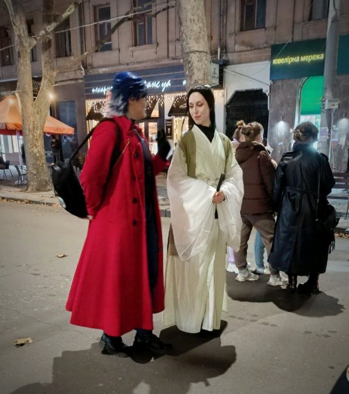 RodyukElena's tweet photo. А також з багатьма косплеєрами ✨ я в захваті були від усіх образів що мені зустрілися учора https://t.co/RJxC7xeIpM