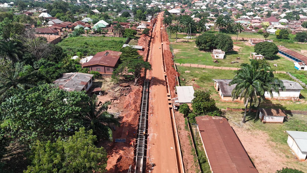 Kogi State's ACReSAL Project: Transforming Lives and Landscapes

Day 2 of the joint World Bank and Federal Government of Nigeria's implementation Support mission to Kogi State was a resounding success. The team kicked off with a courtesy call on His Royal Highness, the Ejeh of