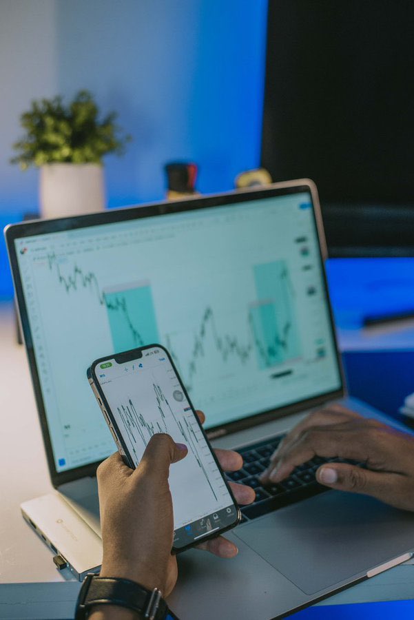 Benefits of cryptocurrency 

1.⁠ ⁠Financial inclusion: Accessible to anyone with internet.
2.⁠ ⁠Security: Cryptographic protection.
3.⁠ ⁠Speed: Faster transactions.
4.⁠ ⁠Transparency: Public ledger.
5.⁠ ⁠Autonomy: Decentralized control.