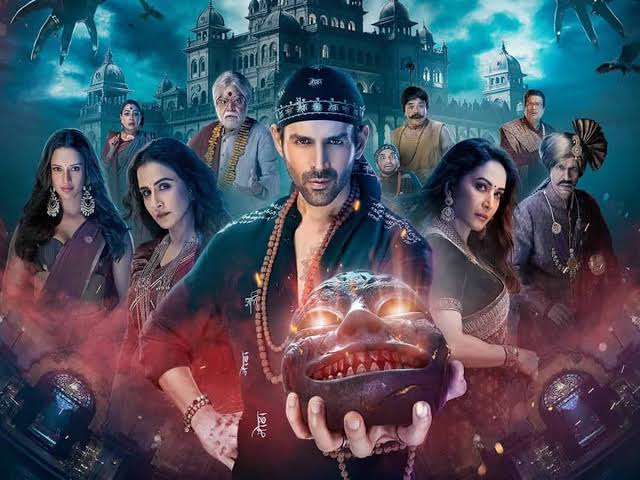 TheSky797's tweet photo. #BhoolBhulaiyaa3 interval:
setting up a lot of things but abhi tak mid hai https://t.co/NDKLS2nFO3