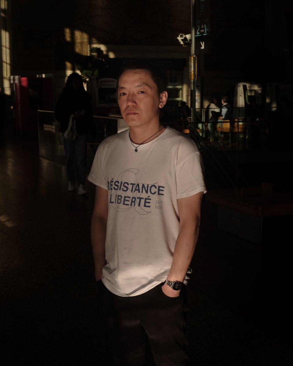 Céline Levain (@celinelevain) on Twitter photo Mon portrait d'Andreï Amonov, déserteur de l'armée russe pour <a href="/liberationfr/">liberationfr</a>
✒️Véronika Dorman
<a href="/CollectifMirage/">Mirage Collectif</a>
liberation.fr/international/… Mon portrait d'Andreï Amonov, déserteur de l'armée russe pour <a href="/liberationfr/">liberationfr</a>
✒️Véronika Dorman
<a href="/CollectifMirage/">Mirage Collectif</a>
liberation.fr/international/…
