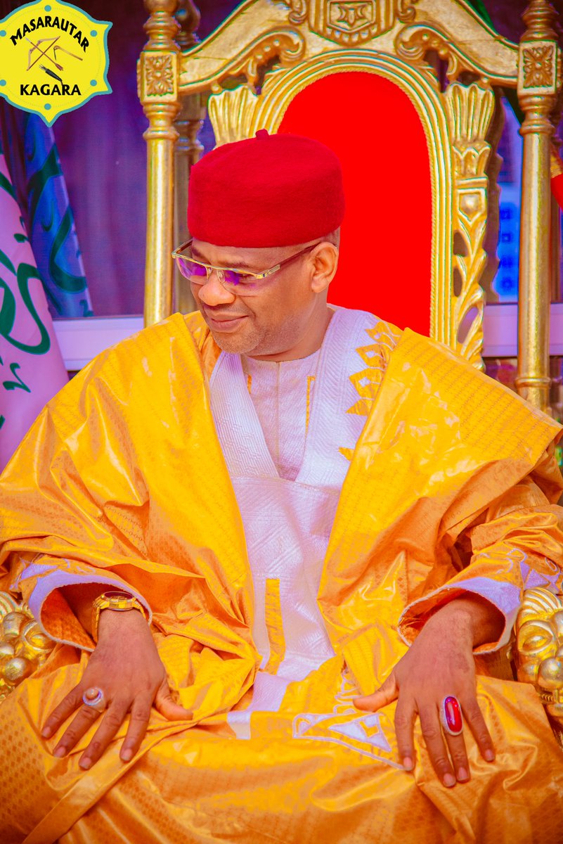 KagaraHrh's tweet photo. Sarkin mu malamin mu sarkin mu ahbin Alfaharin mu sarkin mu ahbin koyin mu Allah ya tsare mutunci ka da Martaban ka uban kasa https://t.co/cKUoT5zVyQ