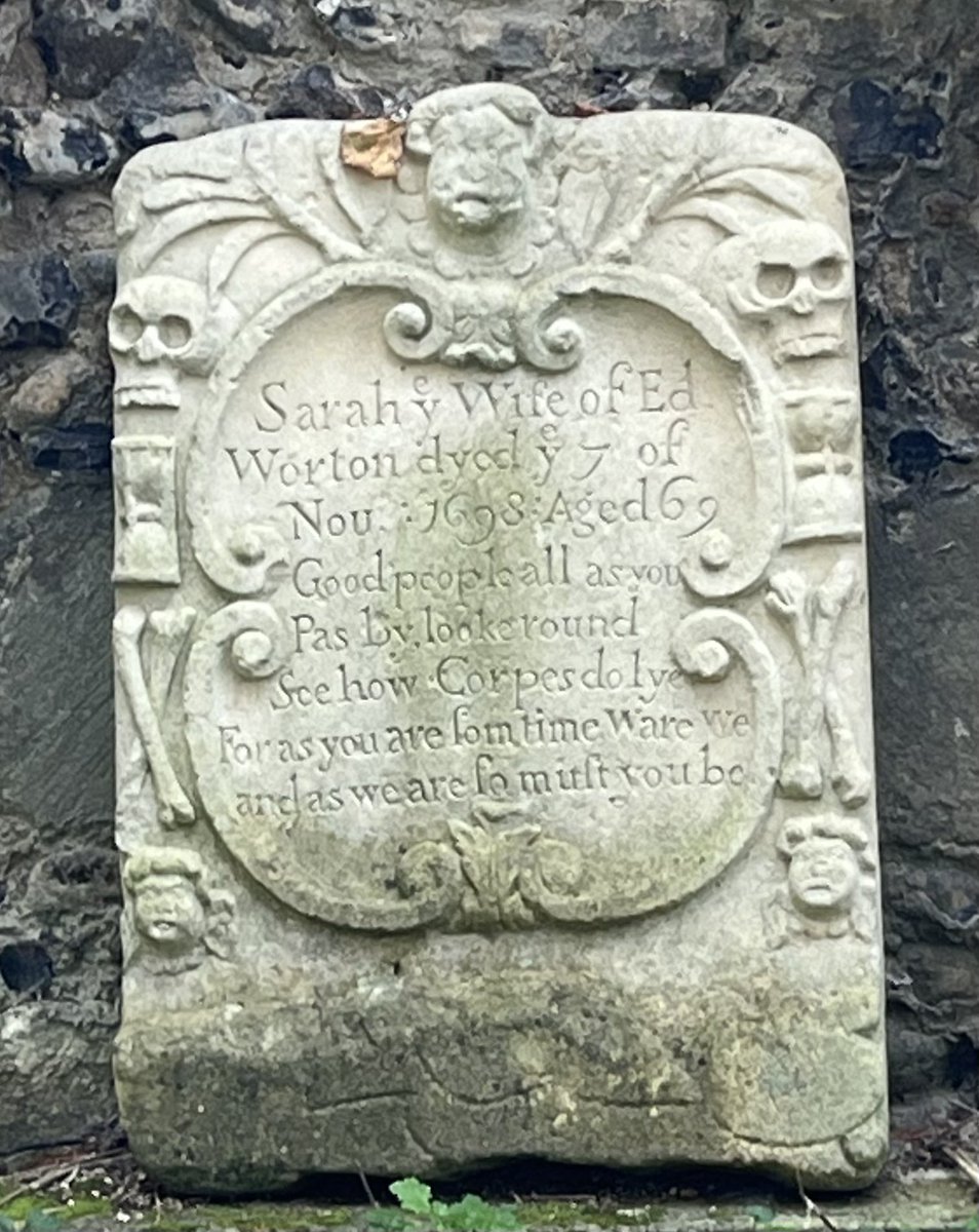 emma_bashforth's tweet image. A day late for #Halloween but couldn’t resist…
‘Sarah ye Wife of Ed 
Worton dyed ye 7 of 
Nov 1698 Aged 69
Good people all as you 
Pas by looke round 
See how Corpses do lye 
For as you are som time Ware We 
and as we are so must you be’
#BuryStEdmunds #GreatChurchyard