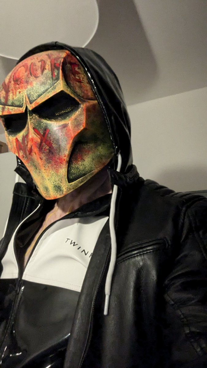 Hey guys, I will be in Shanghai for the next 2 weeks. Someone around the city?