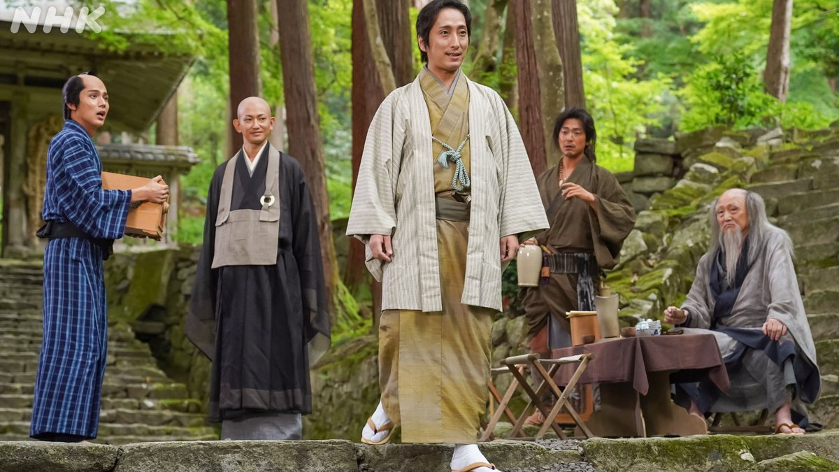 大人気の天才絵師 #伊藤若冲 のドラマが再放送決定！ ＼ #ライジング