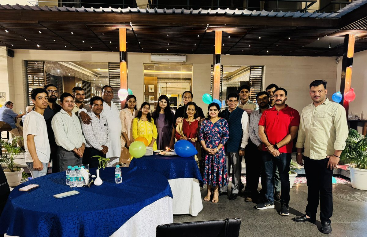 citialert22's tweet photo. Diwali party 
#Diwali2024 #citialert #sandeepbalyan https://t.co/W9PhI9e2N2