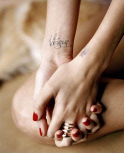 tatoo_niki_'s tweet photo. ニコール・リッチー(Nicole Richie)
その波乱万丈な人生から、元祖お騒がせセレブとして知られるニコール・リッチー
日本の若い女性たちの間でも「好きなセレブ」として人気でファッション誌業界からもひっぱりだこ。
#麻酔クリーム #TKTX #タトゥー #tattoo #ニコール・リッチー https://t.co/zHR8bNeBIf