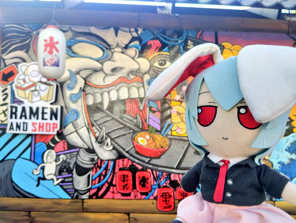 Day #698
Nothing better than a bowl of ramen after work~.
They even gave me a discount stamp on store merchandise, great!!.
-Rei'sen 🥕