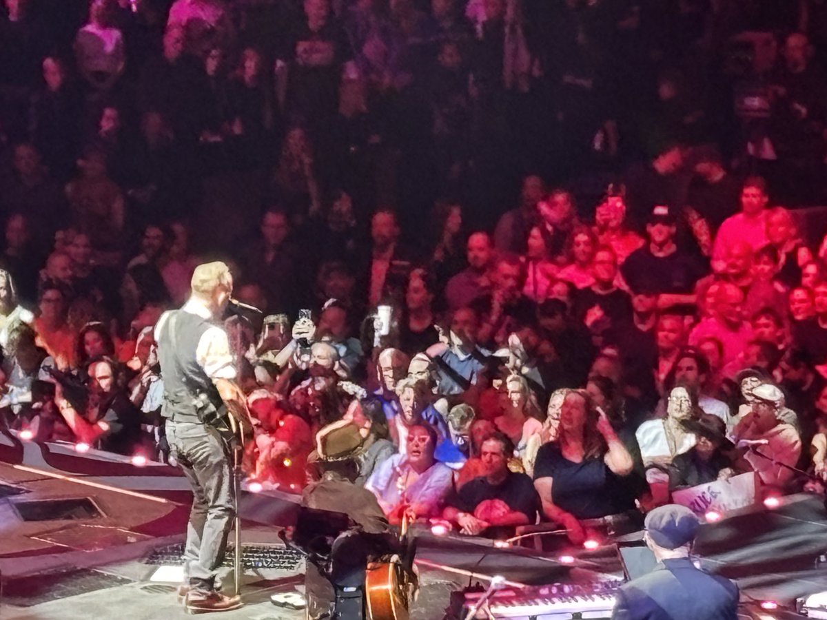 Michael Huberman (@hubermanmichael) on Twitter photo Bruce Montreal 31 October. Opened with Ghostbusters! Bruce Montreal 31 October. Opened with Ghostbusters!