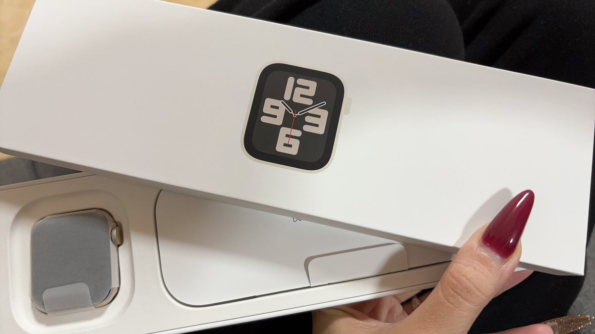 暇 。【ЯR】 (@12x0o_) on Twitter photo 旦那がお小遣い貯めてApplewatch買ってくれた🥺
お小遣い貯めれるんだー!!と同時に私に使ってくれる嬉しさ🥹🩵
貯めれるなんて成長したね😭凄く嬉しい!
ありがとう🙇🏻♀️🩵
<a href="/VELLLune/">𝑽𝑬𝑳𝑳【ЯR代表】🔔</a> 旦那がお小遣い貯めてApplewatch買ってくれた🥺
お小遣い貯めれるんだー!!と同時に私に使ってくれる嬉しさ🥹🩵
貯めれるなんて成長したね😭凄く嬉しい!
ありがとう🙇🏻♀️🩵
<a href="/VELLLune/">𝑽𝑬𝑳𝑳【ЯR代表】🔔</a>