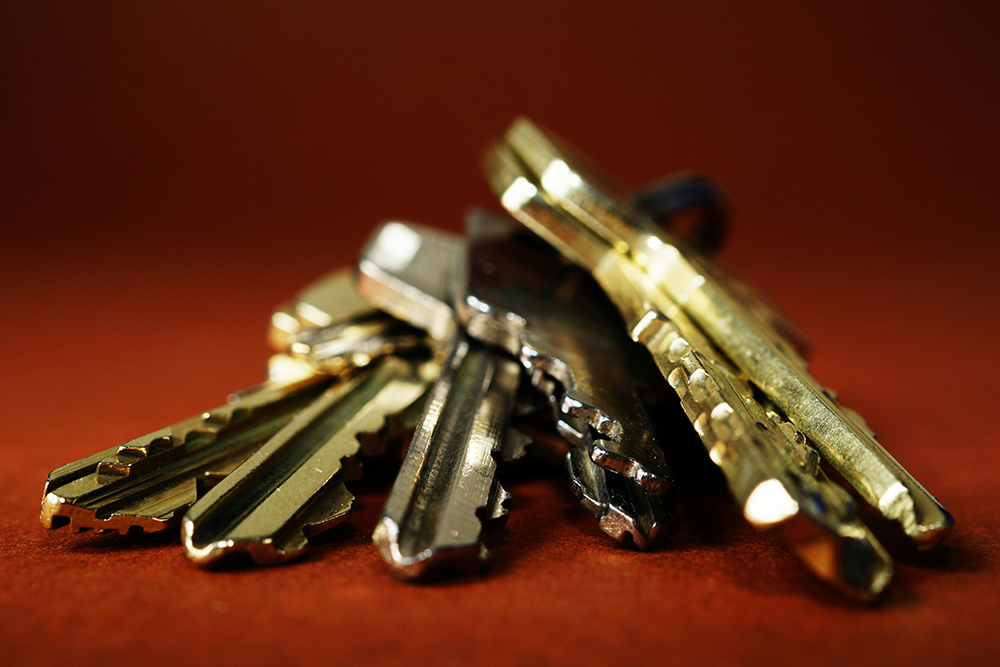 Magma Poetry (@magmapoetry) on Twitter photo Call for submissions!
Magma 92: Ownership
What does ownership mean to you?
EditorsĀ <a href="/DrDanne/">Danne Jobin</a> <a href="/stephenson_pj/">Paul Stephenson</a> & Kathy PimlottĀ look forward to reading your poems!
Closing date:Ā 30th November, 2024
magmapoetry.com/call-for-submi⦠Call for submissions!
Magma 92: Ownership
What does ownership mean to you?
EditorsĀ <a href="/DrDanne/">Danne Jobin</a> <a href="/stephenson_pj/">Paul Stephenson</a> & Kathy PimlottĀ look forward to reading your poems!
Closing date:Ā 30th November, 2024
magmapoetry.com/call-for-submiā¦