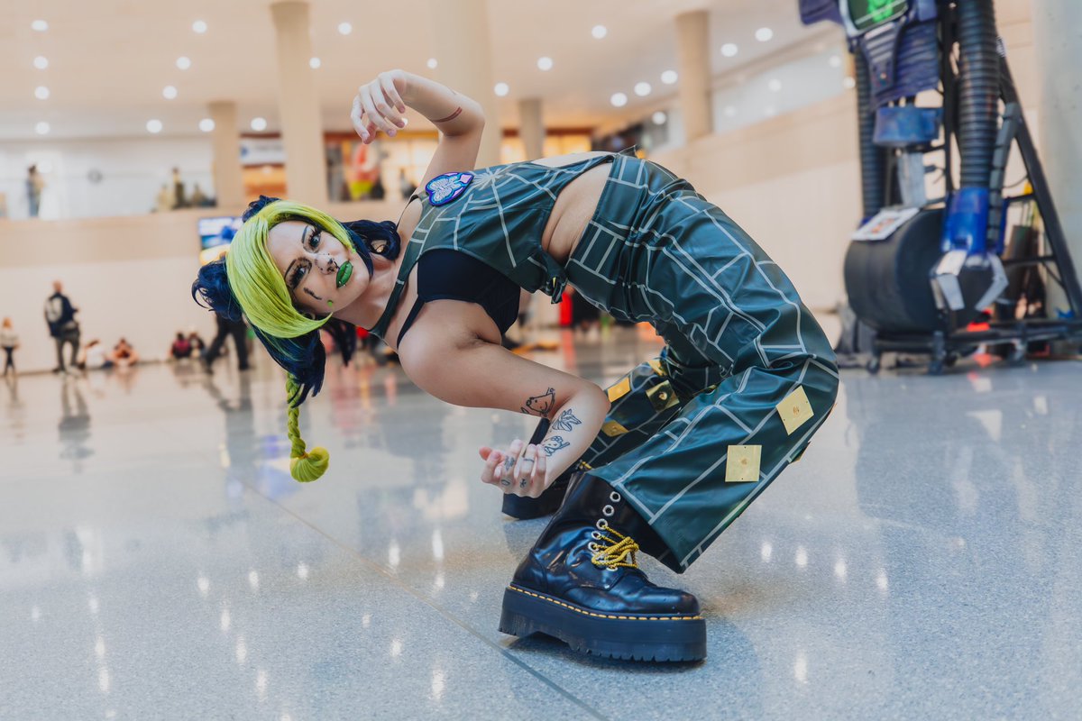 strawberrychi4's tweet photo. Jolyne for comic con 24’ #comicon #NYCC2024 #JojoBizarreAdventure #cosplay https://t.co/wkO9dKj7F6