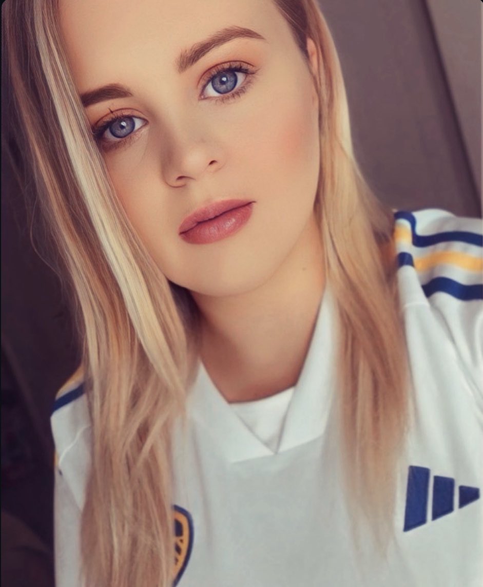kellyanne235's tweet photo. Wear your favourite teams shirt to work day! Looking forward to abuse of all the scum fans 🥰 #lufc #mot https://t.co/wZx3f7fkVr