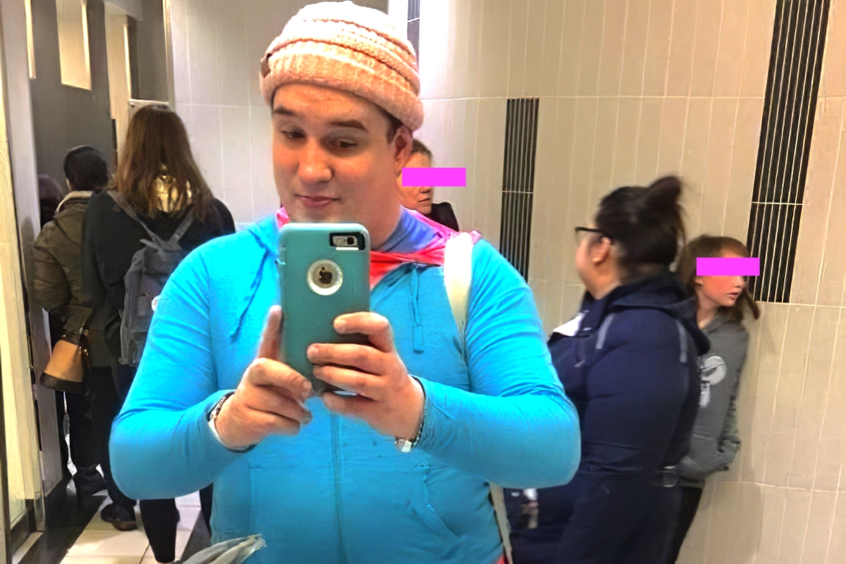 Lobby Gobbler tweet media