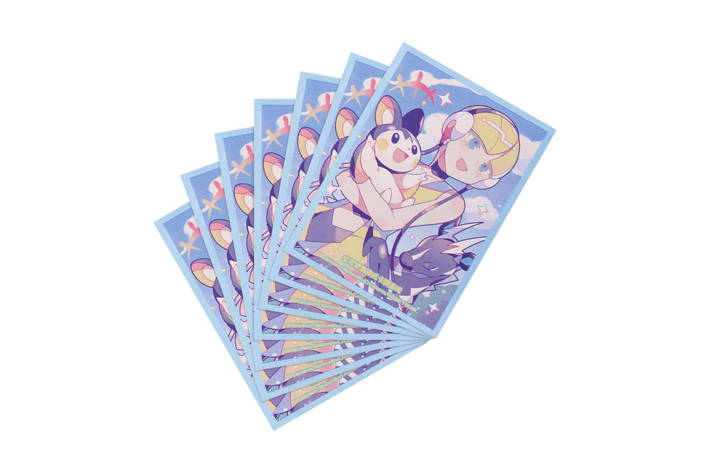 中国で「カミツレ」のサプライ登場 ・デッキシールド ・プレイマット