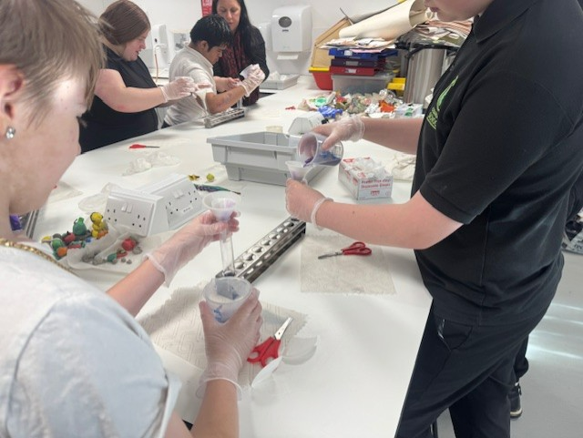 CedarbankSchool's tweet photo. S3 carefully made red cabbage indicator for S1 to use later today. S1 loved the purple potions 🤩🧪#YoungSTEMLeaderWeek #powerofcuriosity #redcabbageindicator #effectivecontributors https://t.co/kSGtMF3CkR