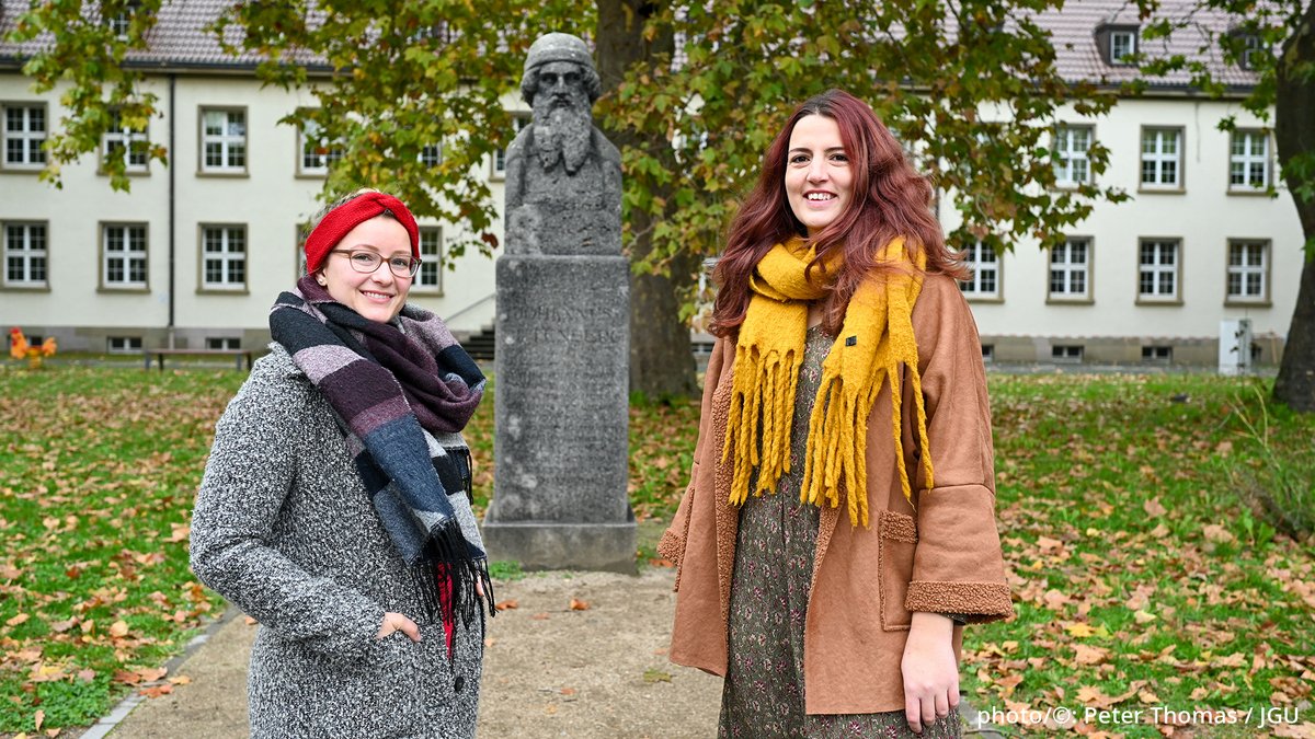Mainz University (@uni_mainz_eng) on Twitter photo Annika Djolai and Elena SuĆ”rez Cronauer will take part in the 1st Researcher Grand Prix of the <a href="/FORTHEMAlliance/">FORTHEM Alliance</a>. In our #JGUMagazine, the winners of the Mainz pre-final talk about their motivation to present their research in a European science slam magazine.uni-mainz.de/a-very-special⦠Annika Djolai and Elena SuĆ”rez Cronauer will take part in the 1st Researcher Grand Prix of the <a href="/FORTHEMAlliance/">FORTHEM Alliance</a>. In our #JGUMagazine, the winners of the Mainz pre-final talk about their motivation to present their research in a European science slam magazine.uni-mainz.de/a-very-specialā¦