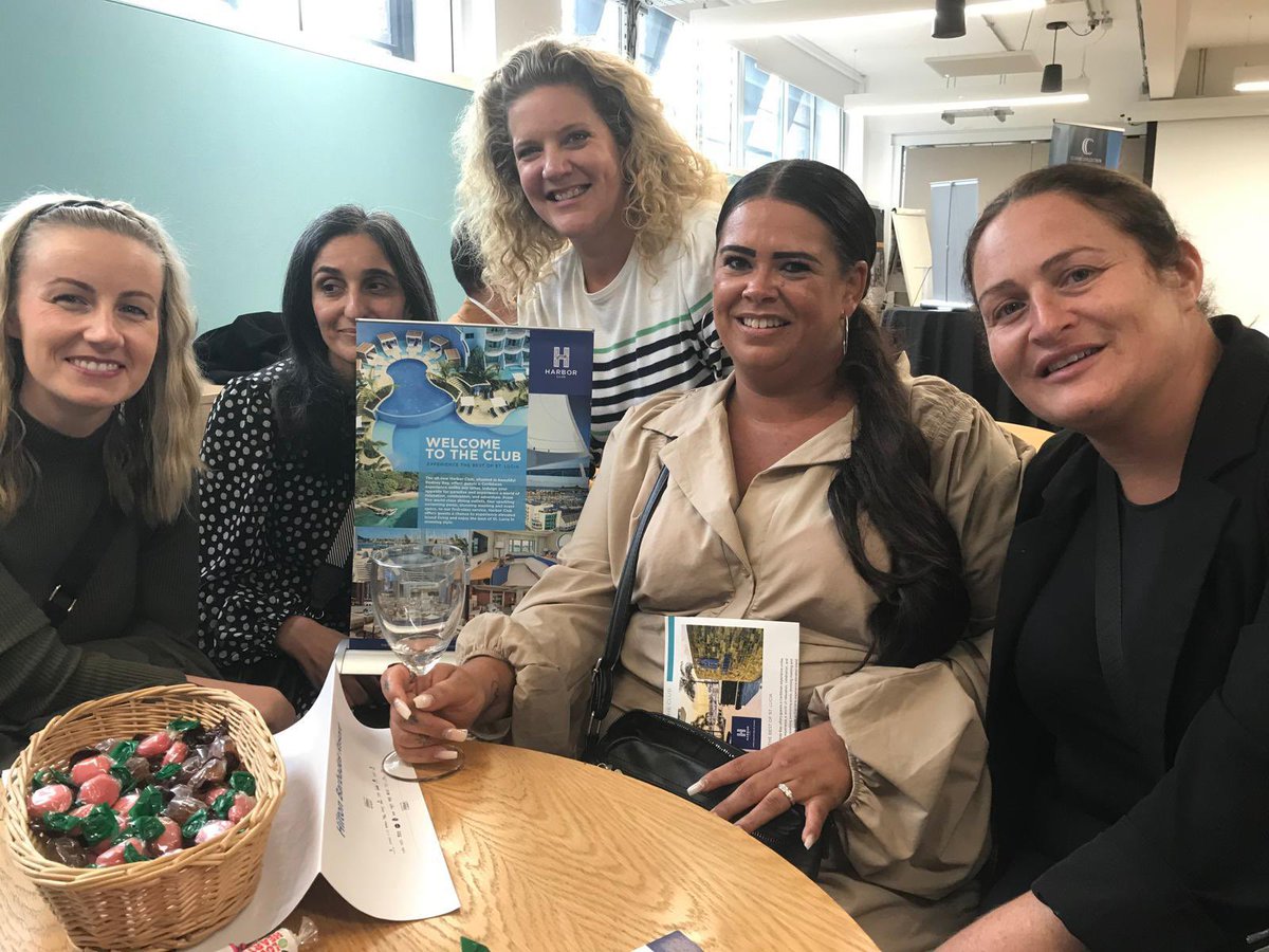 silvalining___'s tweet photo. What a week! All eyes 👀 on Harbor Club, St Lucia. SILVA team joined Hilton Leisure Sales gang for their pre WTM roadshow. Covered a lot of miles. Met with some wonderful travel agents and carried out a ton of training. Next stop…..#WTMlondon https://t.co/B2YfxgUInk
